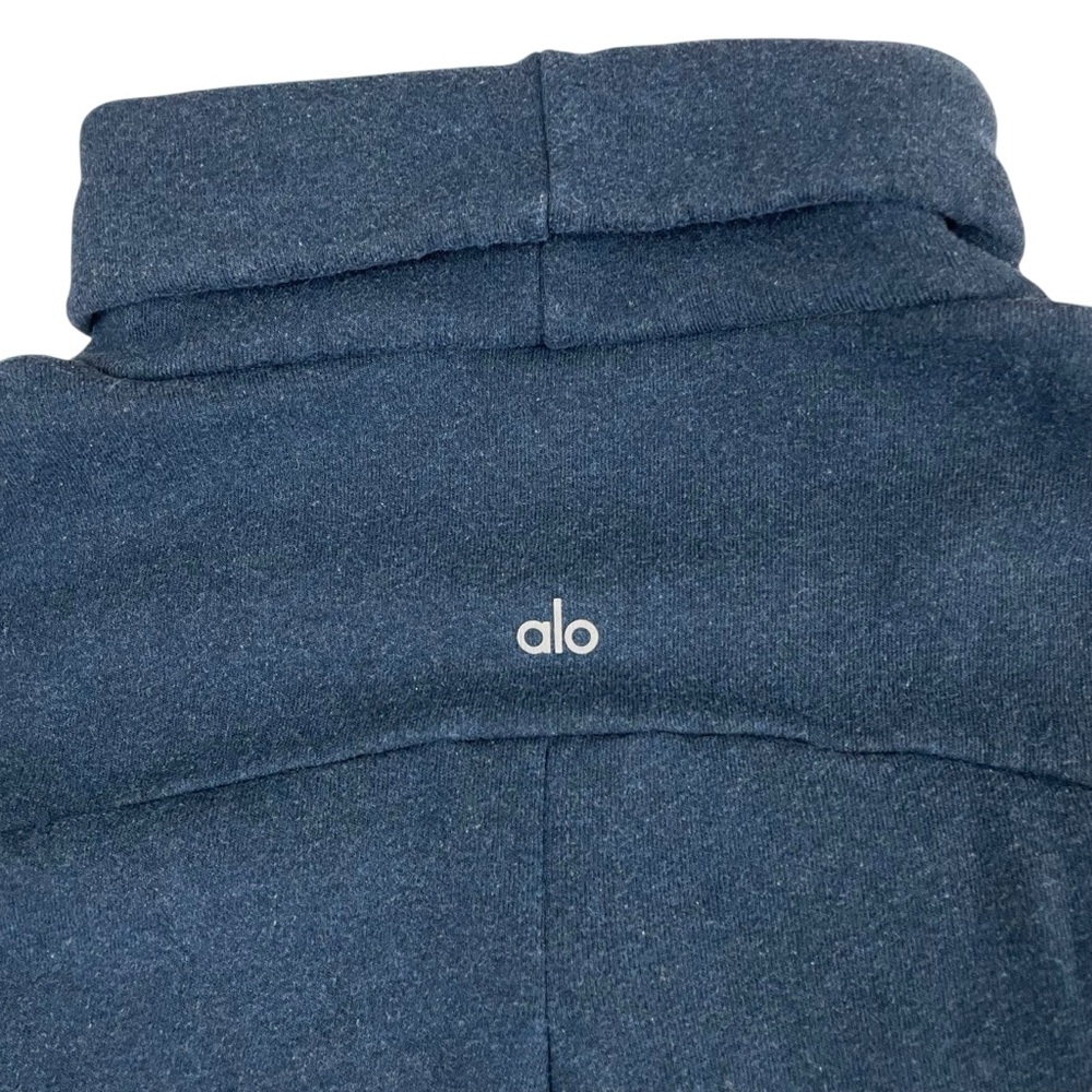 alo Yoga Haze Long Sleeve Pullover Blue Turtleneck Medium - Picture 9 of 11